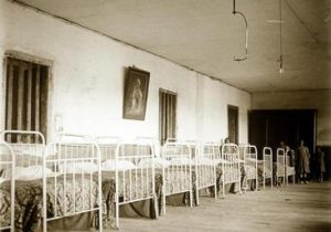 imagen del hospicio real de Asturias_el-comercio